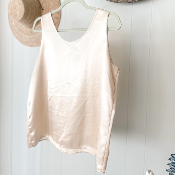 Satiny Champagne Vintage Tank - Picture 4 of 4